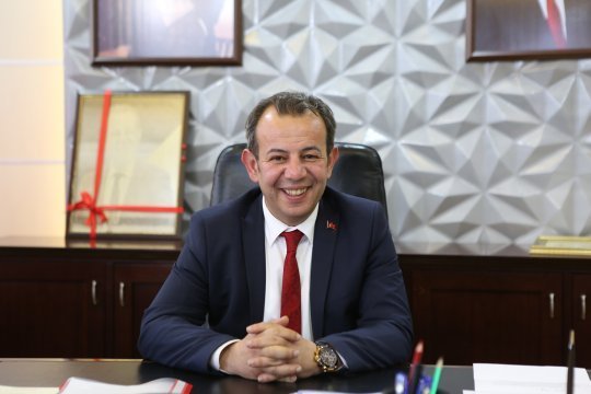 Başkan Özcan'dan temel atma törenine davet