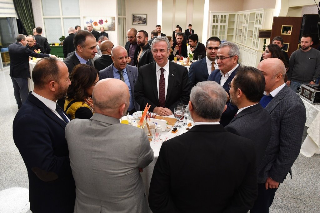 Başkan Yavaş gazeteciler ile buluştu