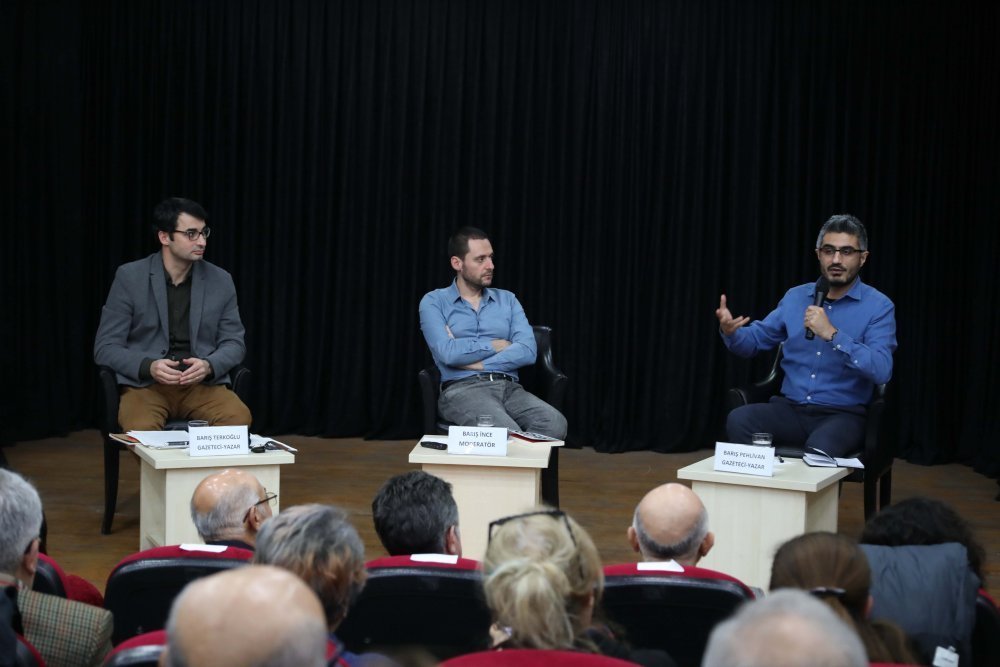 Bayraklı'da basın özgürlüğü konuşuldu