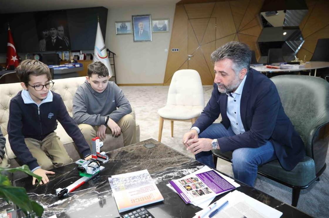 Genç mucitlerin projesi Bayraklı'da hayata geçiyor