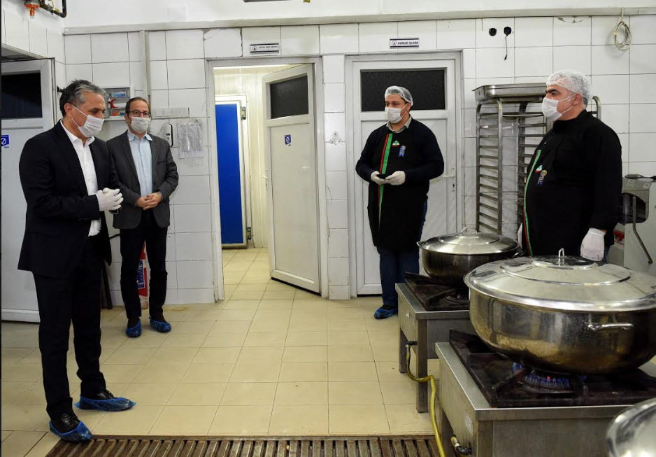 Başkan Uysal aşevini inceledi