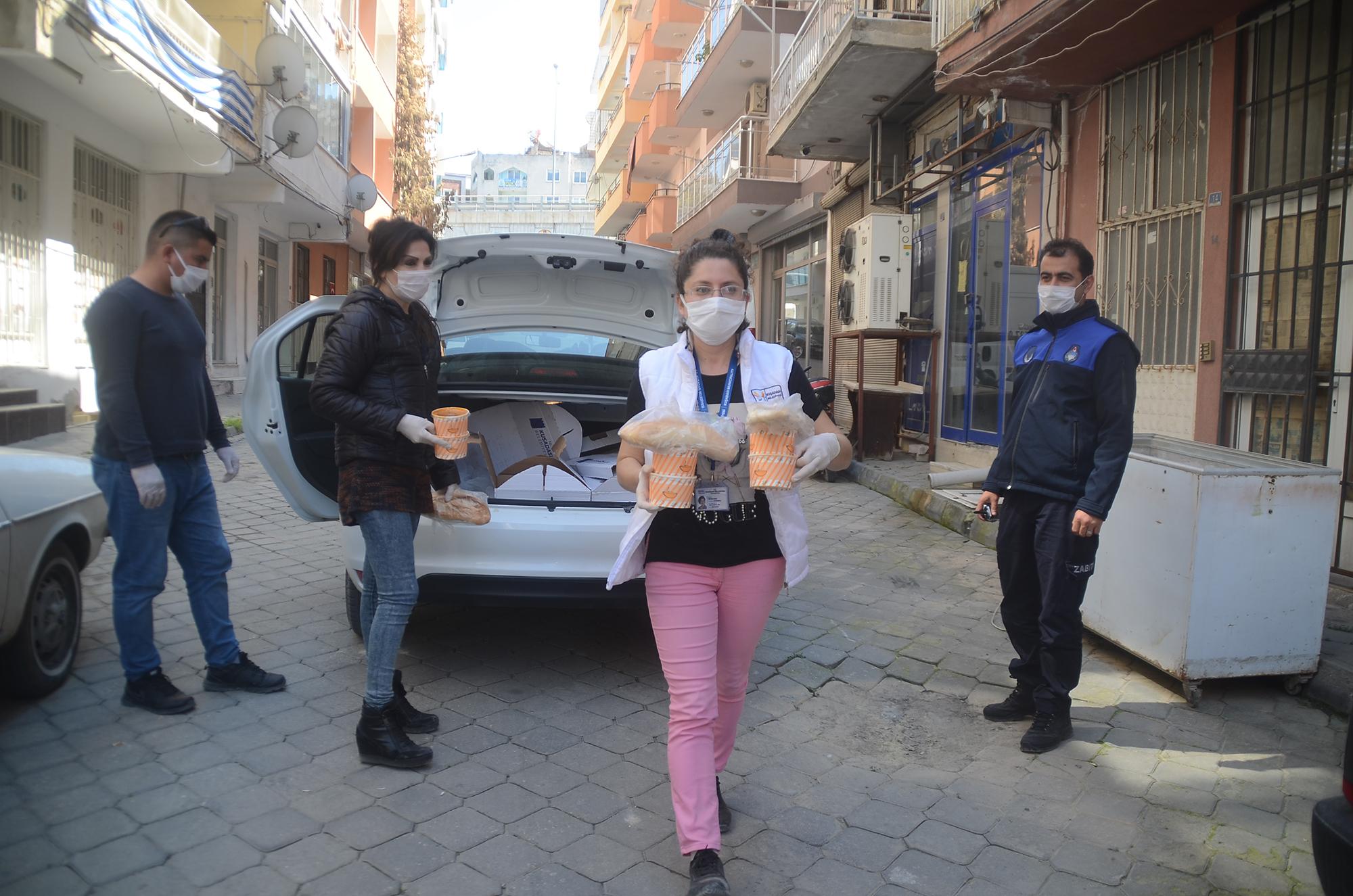 Kuşadası Belediyesi vatandaş için seferber oldu