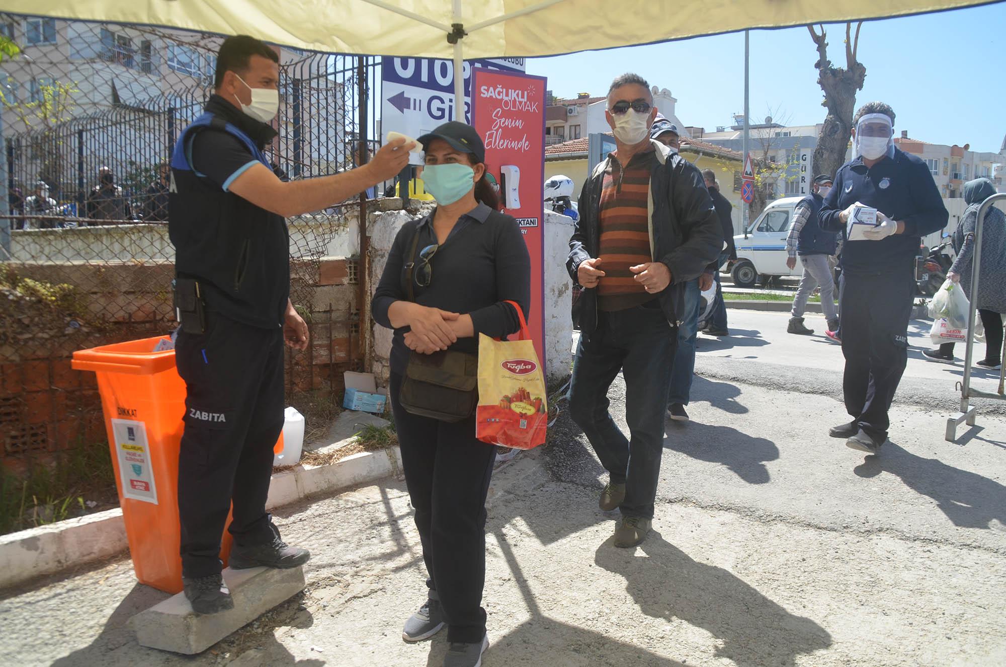 Kuşadası'nda koronavirüs denetimleri en üst seviyede