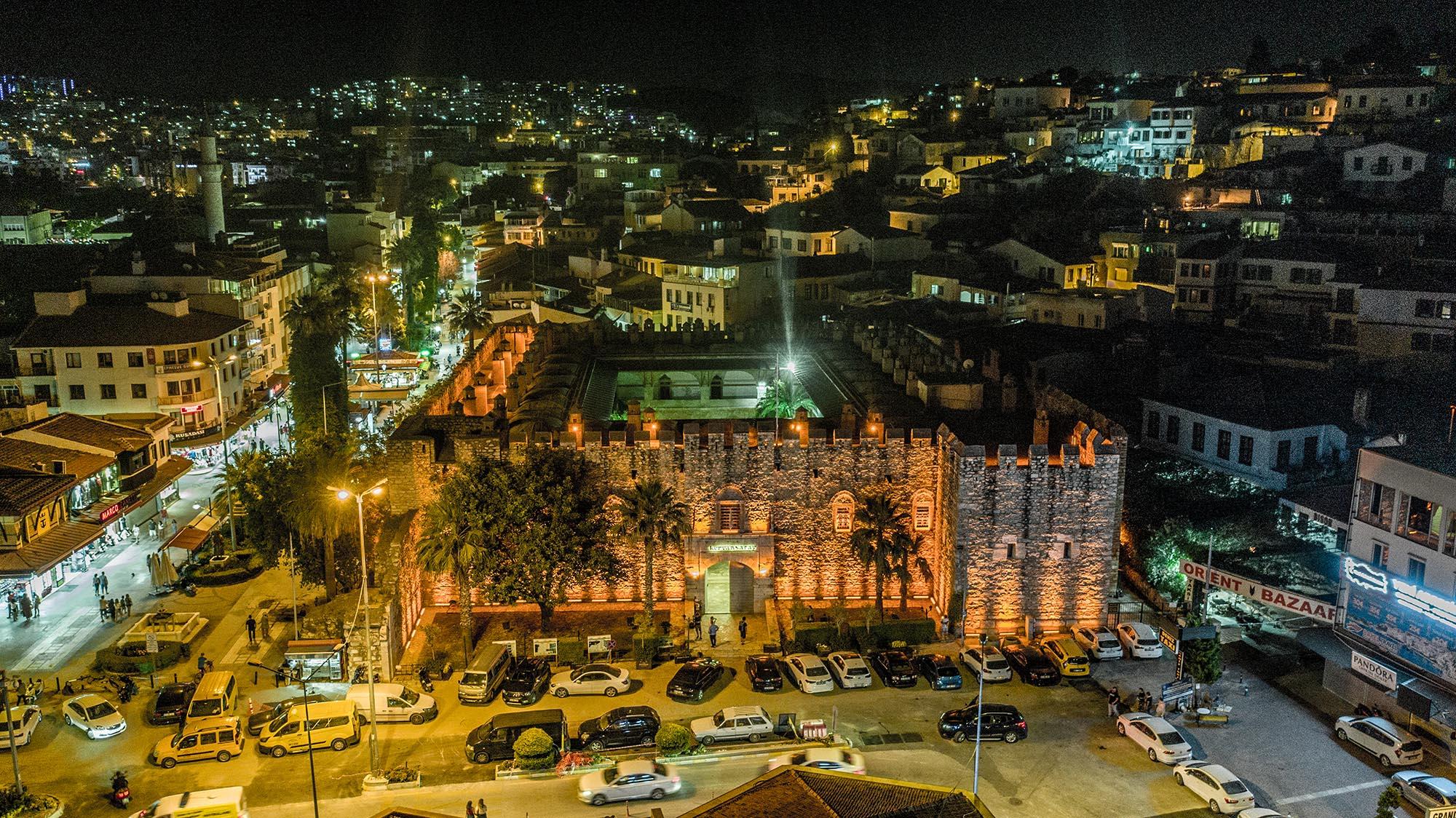 Başkan Günel'den kent estetiğine bir dokunuş daha!