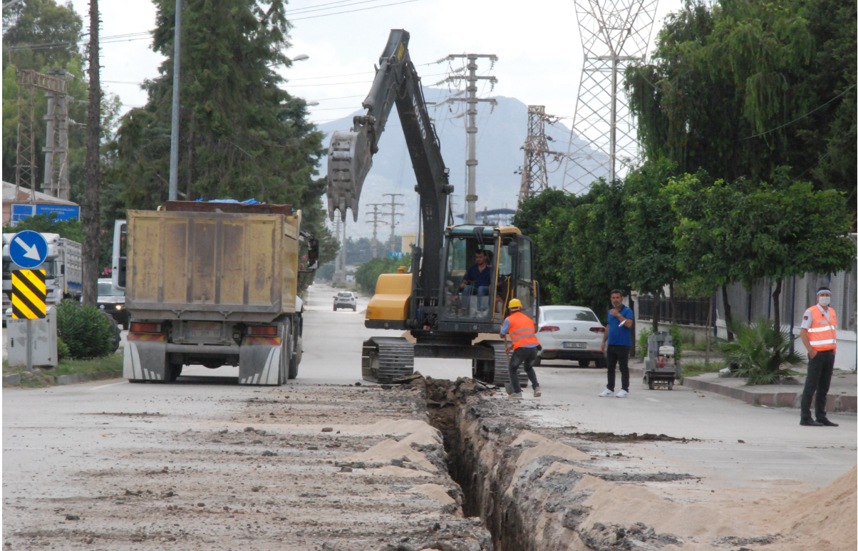 Ceyhan kanserojen etkili asbestli borulardan kurtuluyor