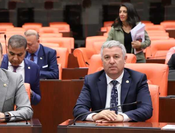 'Atamalar AKP il başkanlığından mı yapılıyor?'