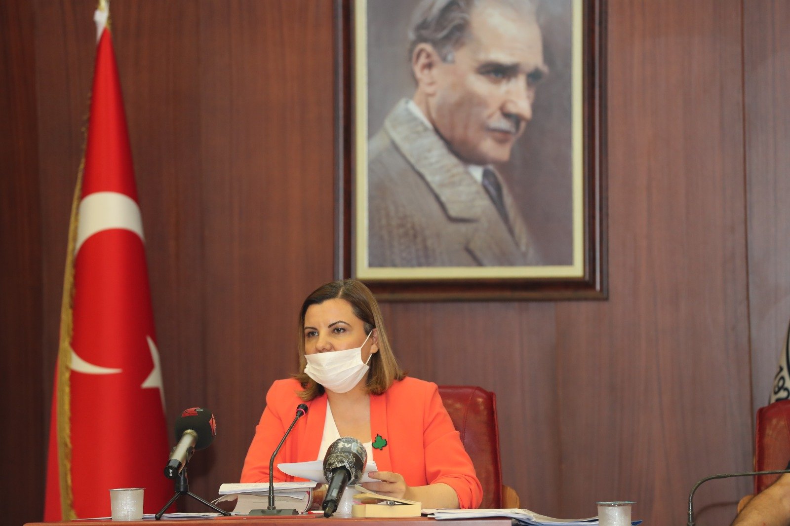 İzmit'e hem Halk Süt müjdesi, hem de Teleferik sürprizi