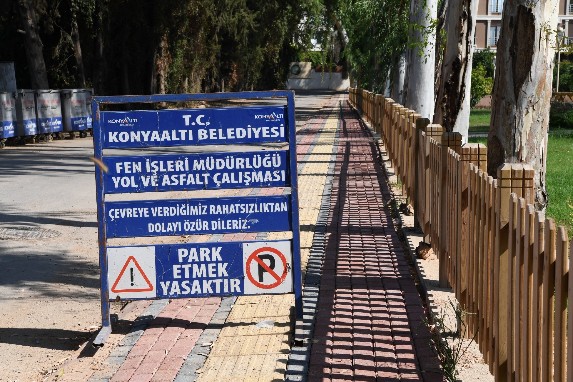 Konyaaltı'nda 3 ayda 10 bin metrekare kaldırım