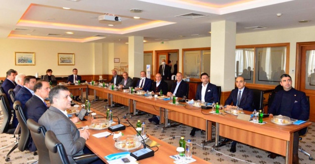 Başkan Gökhan Yüksel CHP'li Belediye Başkanları Toplantısına Katıldı