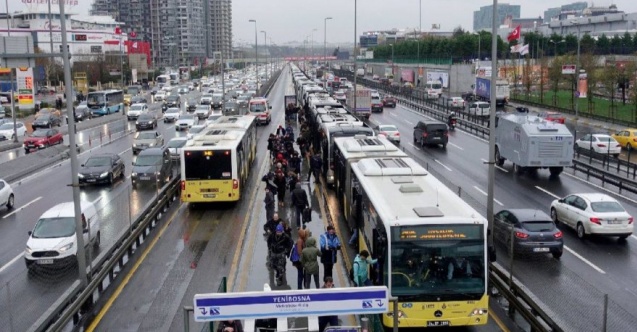 İBB'den 100 metrobüs alımı için ihale