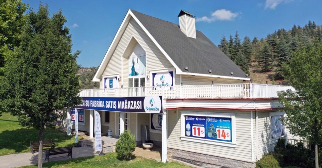 Seğmen Su, ilk fabrika satış mağazasını açtı