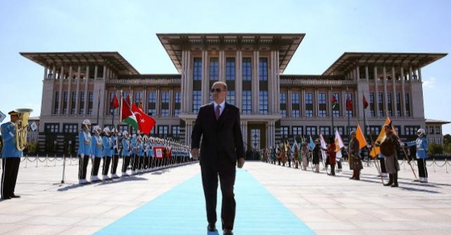 Cumhurbaşkanı Erdoğan'dan kendi maaşına zam!