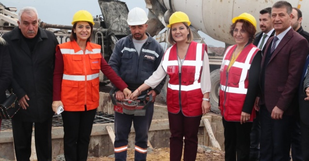 İzmit Belediyesi Doğa Eğitim Kampüsü ve Lavanta Parkı’nda temel atıldı
