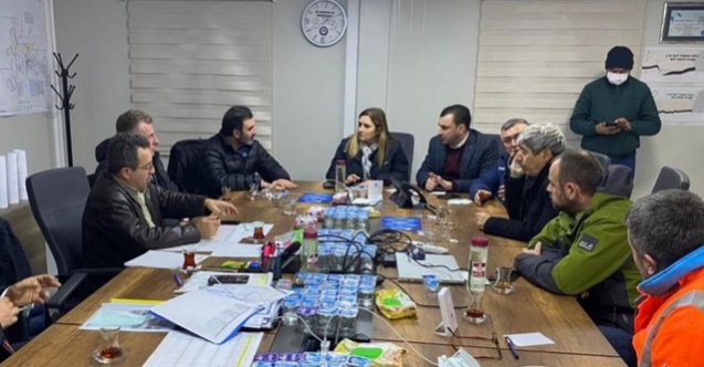 CHP heyeti, hemen patlama yerine ve hastanelere ulaştı