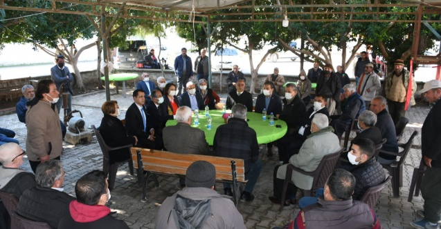 CHP’li Adana milletvekilleri köylerde