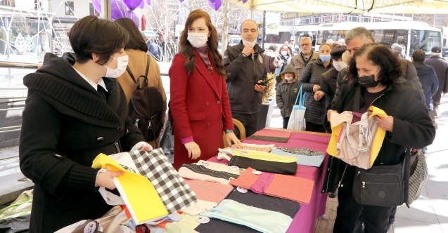 8 Mart'ta elden ele, yürekten yüreğe