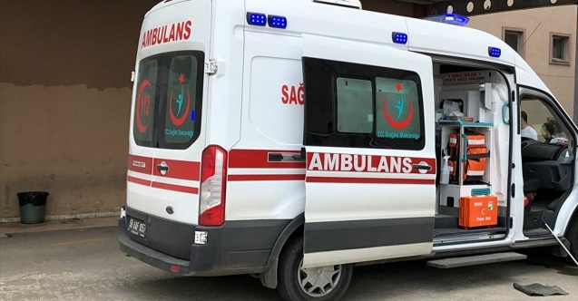 AKP'li başkan belediyeye ait ambulansı canlı yayın aracı yaptı