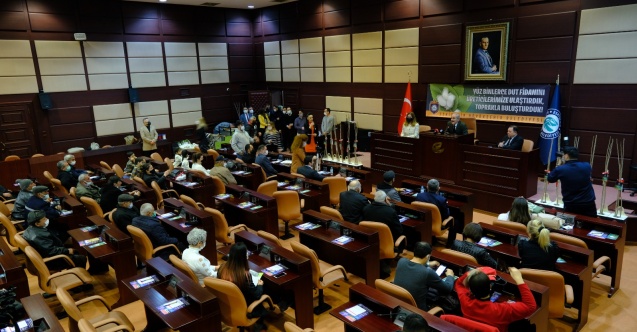 Dut fidanları bu yıl da Eskişehir Büyükşehir'den