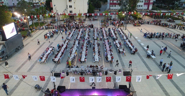 Döşemealtı'nda iftar sofraları hazır