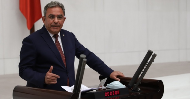 "Tüccar gibi müze işletilmez"