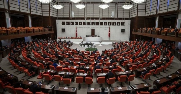 Ek gösterge ve emekli maaşı düzenlemesi Meclis'te kabul edildi!