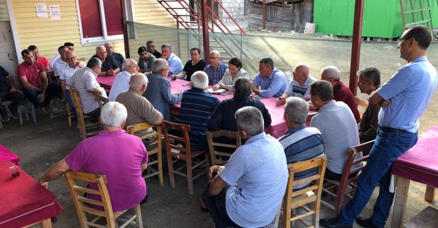 “Bakan uykudan uyansın da gelsin köylünün halini görsün”