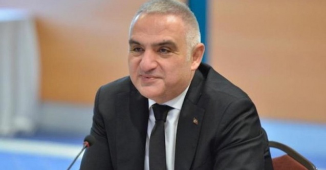 Bakan Ersoy'dan iptal edilen konserlerle ilgili açıklama