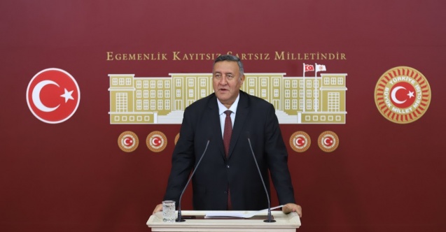 “2 yılda asgari ücretlinin sofrasından 670 ekmek eksildi”