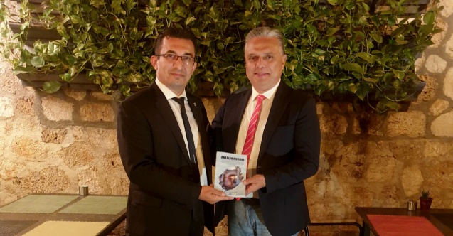 Antalya’ya dair merak edilenler bu kitapta