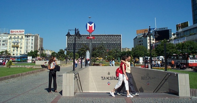 Taksim ve Şişhane metro istasyonları valilik kararıyla kapatıldı