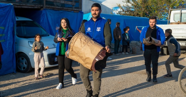 Seyhan'ın "Mavi Ekipler"i mutluluk dağıtıyor