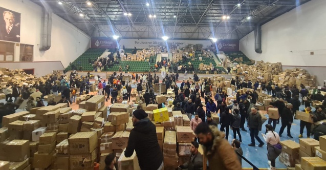 Çankaya'da 27'si TIR, 70 araçlık insani yardım