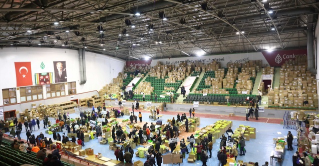 Çankaya'da yardım seferberliği sürüyor