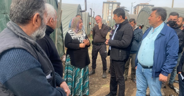 "Helallik istiyorsanız donarak ölenlerden isteyin!