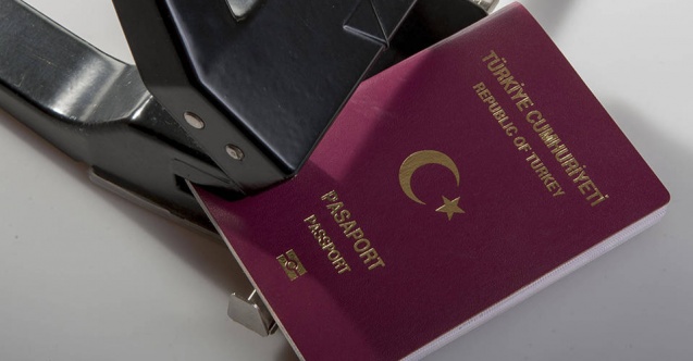 CHP'li Demir'den "Gençlere ücretsiz pasaport" teklifi