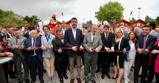 “Kartal Kadın Emeği Festivali” görkemli bir törenle açıldı