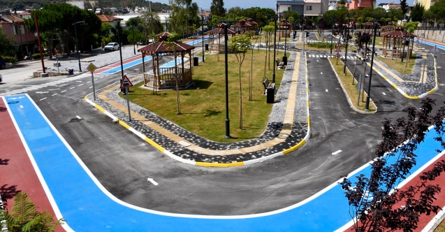 Kuşadası'nda çocuklara trafik eğitim parkı
