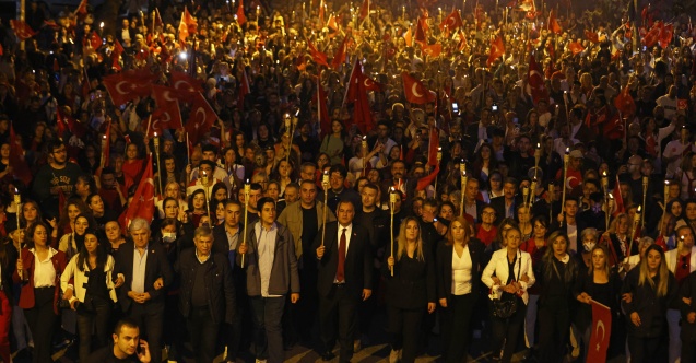 Çankaya'da kırmızı beyaz şenlik