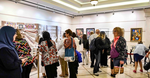 Ankara'da Büyükşehir'in kursiyerlerinin eserleri görücüye çıktı