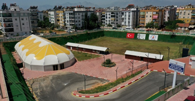 Muratpaşa Belediyesi’nden ücretsiz yüzme kursu