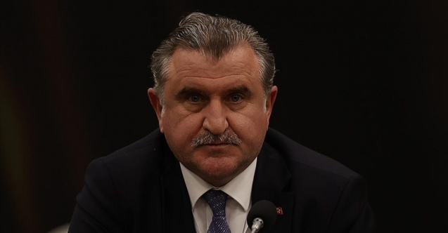 Bakan Bak: "Spor federasyonlarından hesap soracağız"