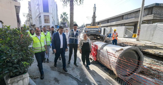 Başkan Tugay, Buca’da sürdürülen İZSU çalışmalarını inceledi