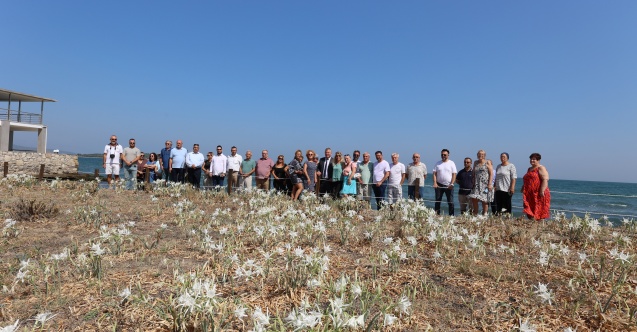 Urla'da kum zambakları için farkındalık etkinliği