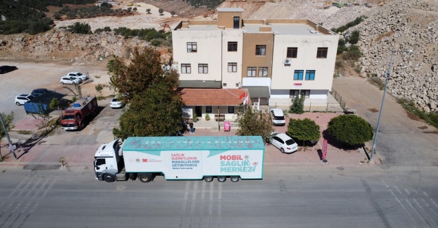Kepez’in Mobil Sağlık Tırı mahallelerde