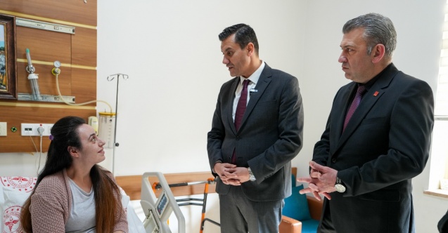 Başkan Ferdi Zeyrek’ten Şiddet Mağduru Kadınlara Destek Ziyareti