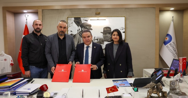 Başkan Muhittin Böcek sosyal denge tazminatı sözleşmesini imzaladı