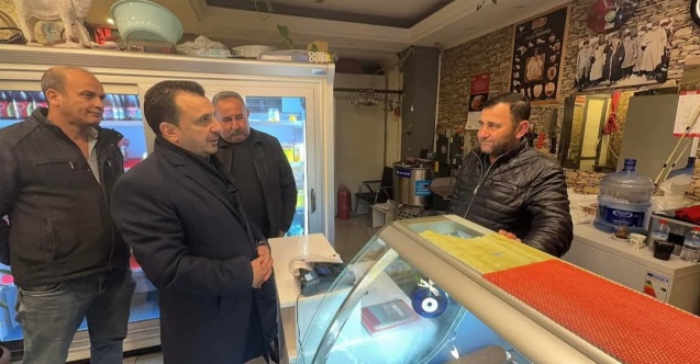 Esnaf CHP'li Başevirgen'e dert yandı: "Her sabah bayat ekmek soruyorlar"