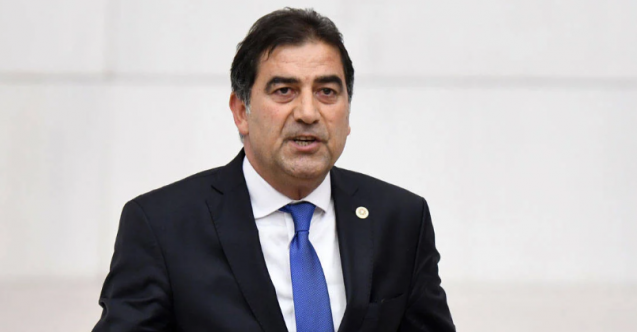 İYİ Parti'den istifa eden Ünal Karaman, AKP'ye katılıyor