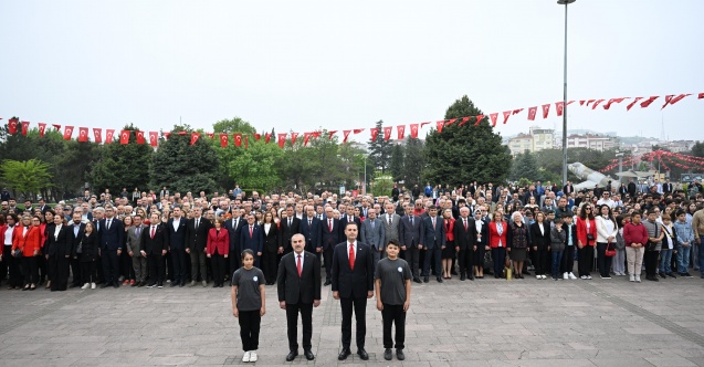 Başkan Akın’dan çocuklara unutulmaz bir 23 Nisan şöleni