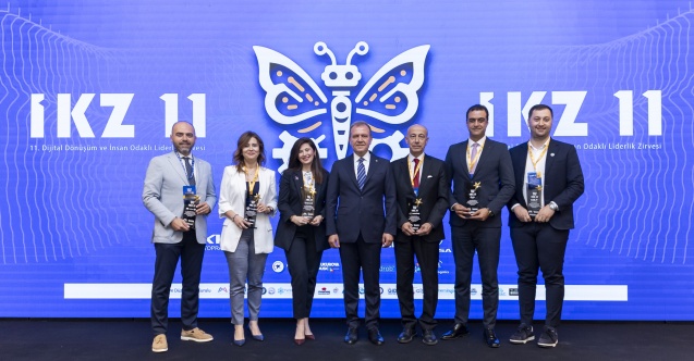 11. Dijital Dönüşüm ve İnsan Odaklı Liderlik Zirvesi Mersin'de hayata geçti